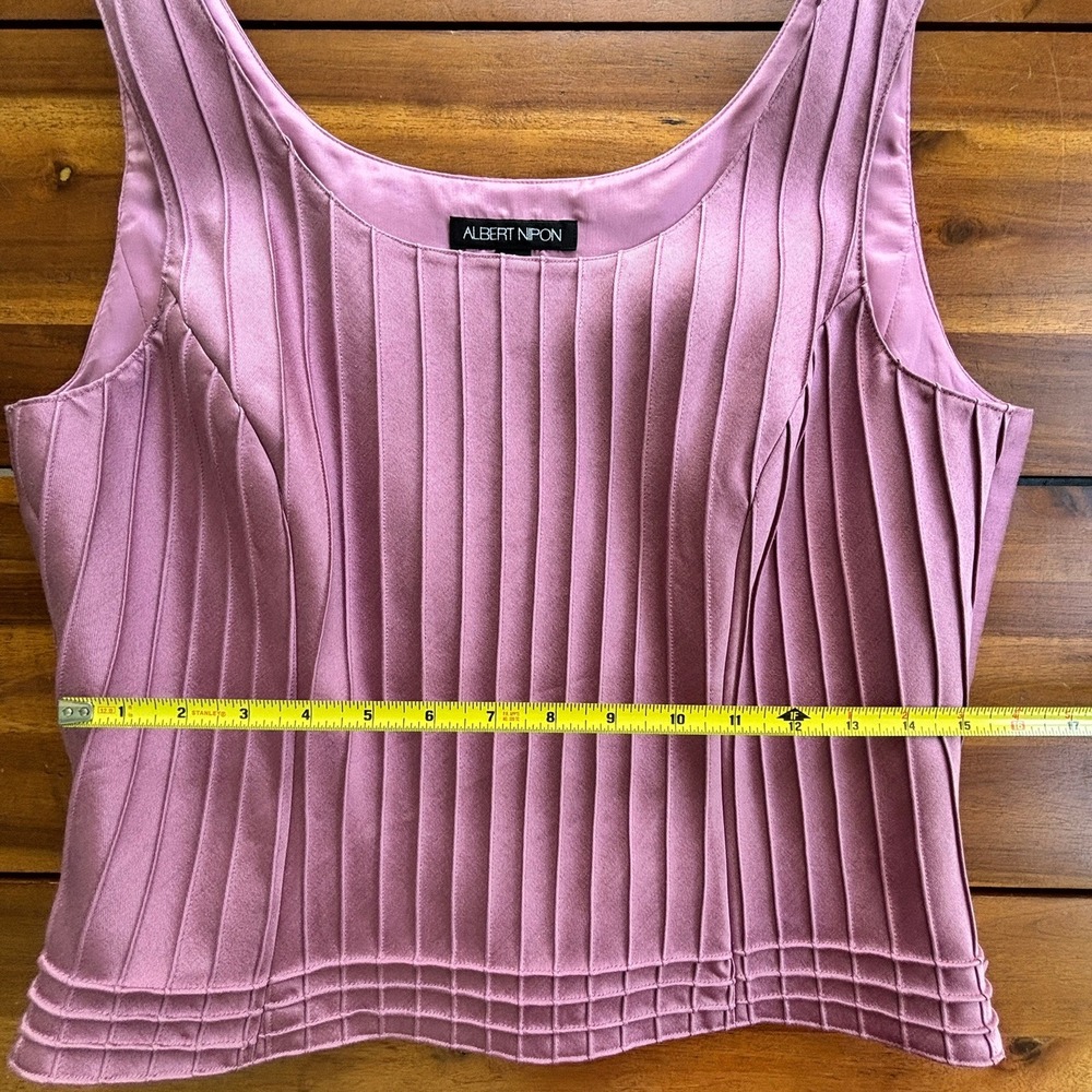 Albert Nipon Silk Pleated Tank Top Lilac Sleeveless Blouse Size 10 - Picture 7 of 8